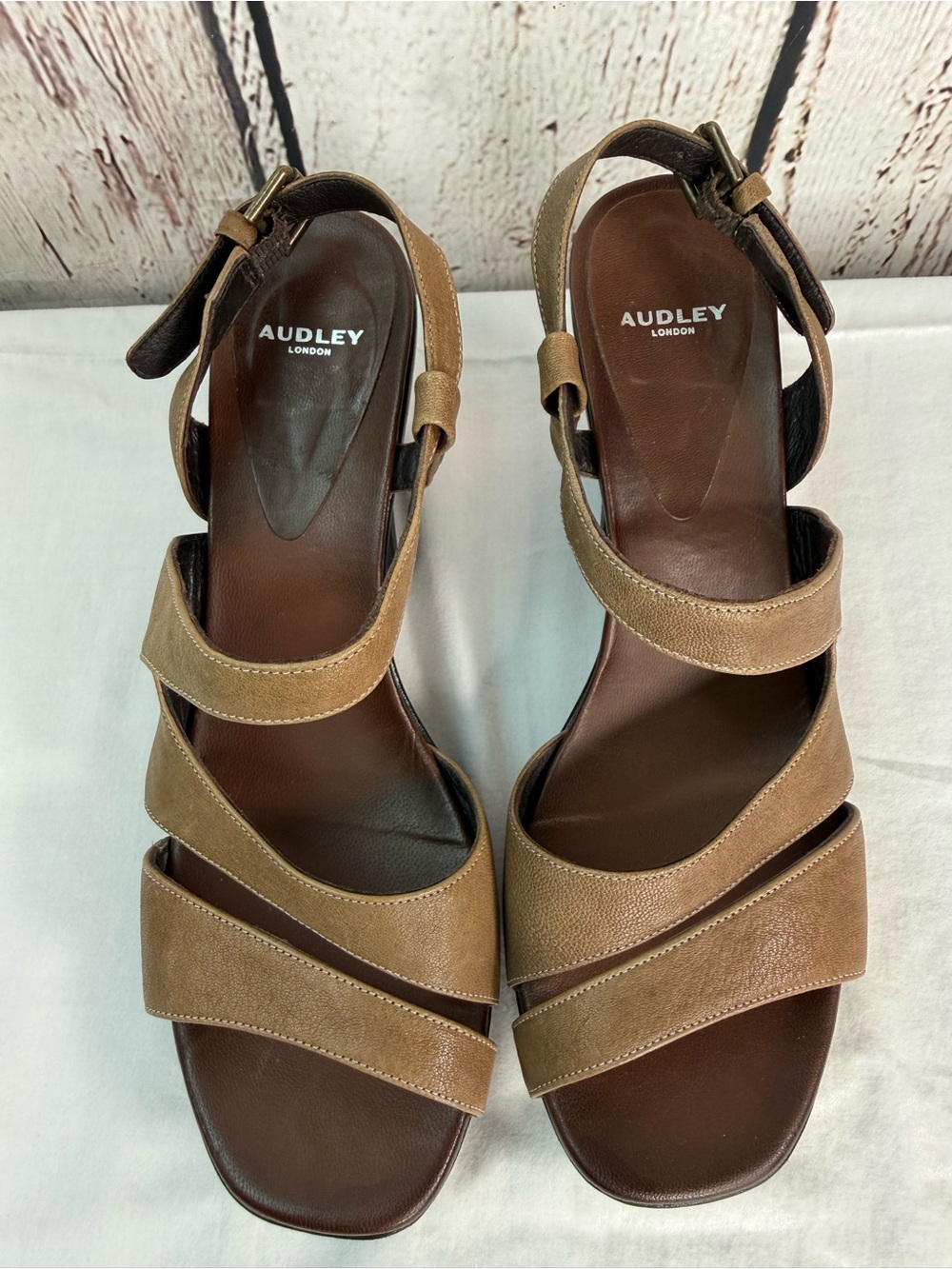 Audley London Leather Strappy Heeled Modern Sandals Made in Spain Size 39.5 EU - Picture 4 of 16